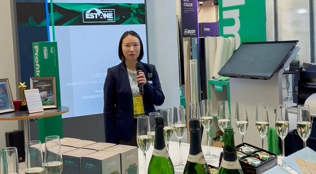 1776136426211622B9ZQ.jpg 2.jpg