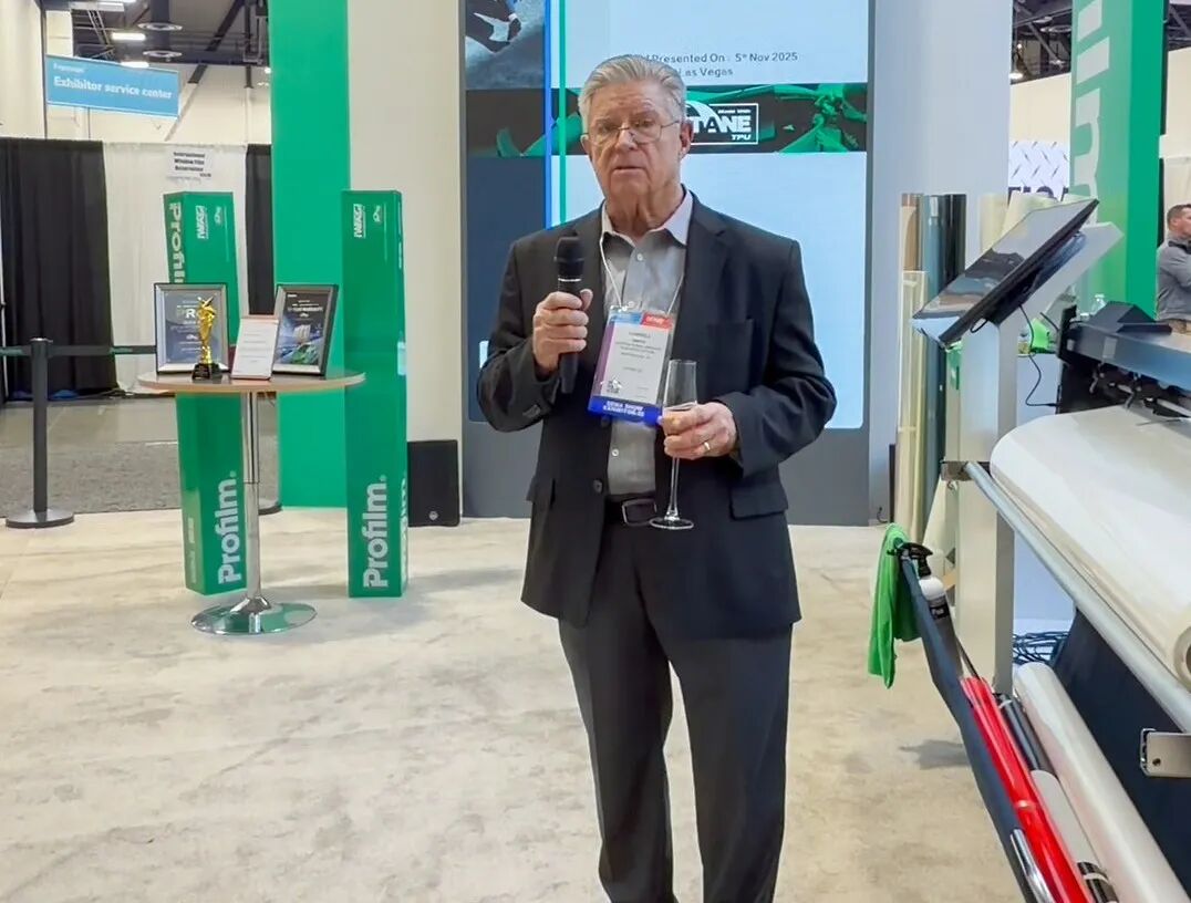 1776136520387611mAt9.jpg 4.jpg